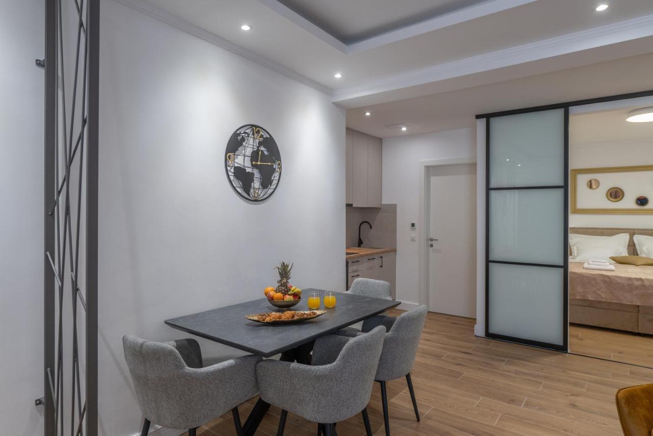Apartment Petra & Apartment Rustic Makarska Buitenkant foto