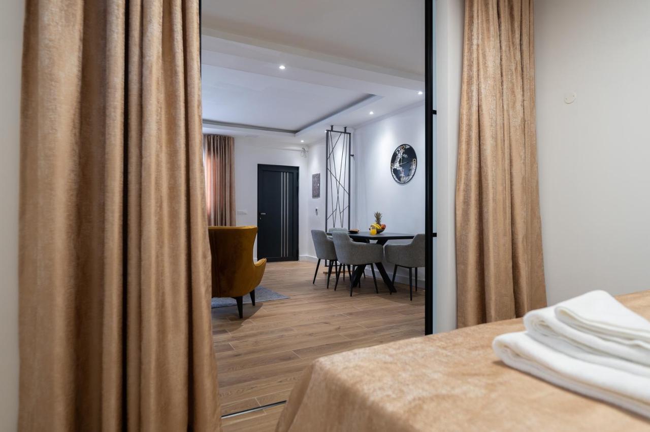 Apartment Petra & Apartment Rustic Makarska Buitenkant foto