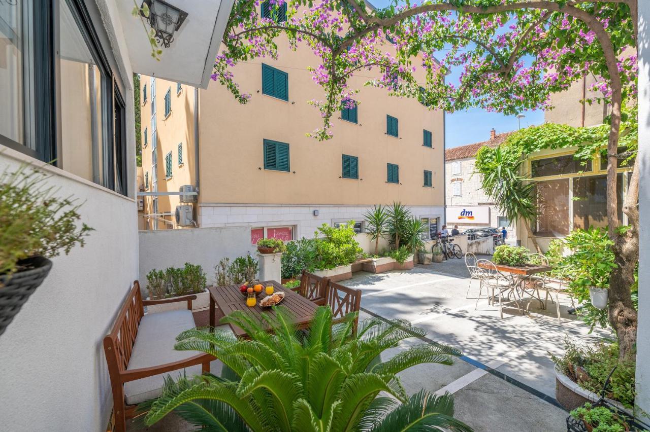Apartment Petra & Apartment Rustic Makarska Buitenkant foto